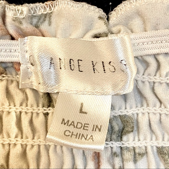 🎉Last Chance!🎉 Orange Kiss Floral Smocked Peplum Top - Picture 2 of 2